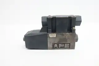 TOKIMEC DG4V-3-24A-M-P7-H-7-50 HYDRAULIC DIRECTIONAL CONTROL VALVE 24V-DC