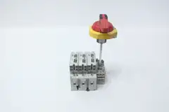 SPRECHER+ SCHUH L11-J30-1753 DISCONNECT SWITCH 30A 600V-AC 3P