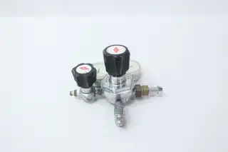 AIR LIQUIDE HPS270B HIGH PURITY CO2 GAS REGULATOR CHROME BRASS