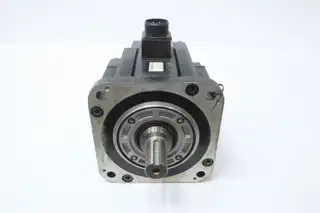 YASKAWA SGMRS-30A2A-YR11 SERVO MOTOR 2900W 1500RPM 18.5NM 200V-AC