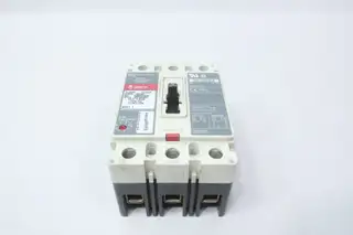 CUTLER HAMMER HMCP015E0C MOLDED CASE CIRCUIT BREAKER 250V-DC 600V-AC 15A 3P
