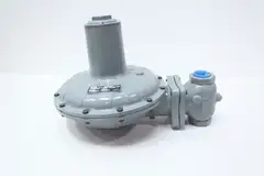 FISHER CS800IR PRESSURE REDUCING REGULATOR VALVE 1-1/2IN NPT