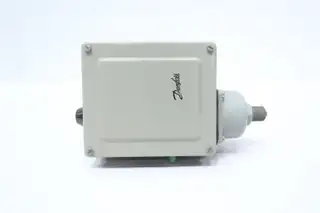 DANFOSS 17-5215 RT121 PRESSURE SWITCH 0-30IN-HG