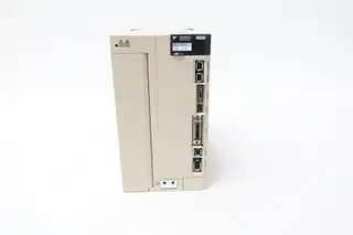YASKAWA SGDV-180A21A002000 SERVO DRIVE 2KW 3PH 200-230V-AC 0-230V-AC