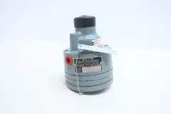 MOORE PRODUCTS 73N12F PNEUMATIC VALVE POSITIONER