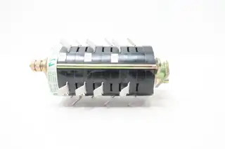 CHEIL CC1101-C ROTARY AUXILLARY SWITCH 120/240/480/600V-AC 125/250V-DC