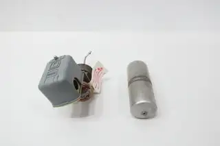 SQUARE D 9037HG33 FLOAT SWITCH 575V-AC