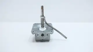 VICKERS V10-1-5 SHAFT ONLY W/ CASING FOR V10/CR1493