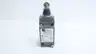 RADWELL RAD00576 ROLLER PLUNGER LIMIT SWITCH 600V-AC thumbnail 1