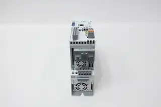 LENZE E84AVSCE1122SX0 INVERTER DRIVE 240V-AC 1.1KW 0-599HZ 0-240V-AC
