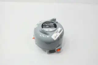FISHER 546 CURRENT TO PRESSURE TRANSDUCER 3-15PSI 50V-DC