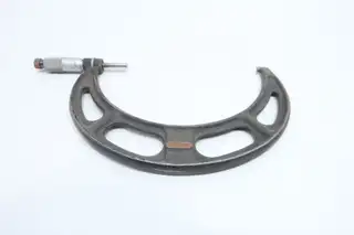 STARRETT 436-8 MICROMETER 7-8IN