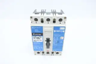 CUTLER HAMMER HFD3030L MOLDED CASE CIRCUIT BREAKER 30A 3P 600V-AC 250V-DC
