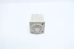 OMRON H3CR-F8N TIMER 100-125V-DC 100-240V-AC