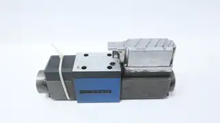 BOSCH 4WRPE 10 W50SJ-2X/624K0/A1M HYDRAULIC DIRECTIONAL CONTROL VALVE