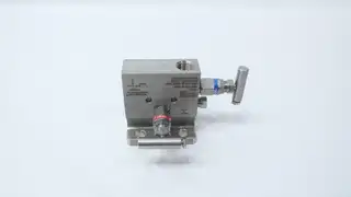 ROSEMOUNT 0304RT22B2X VALVE MANIFOLD
