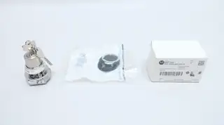 ALLEN BRADLEY 800T-H33 SELECTOR SWITCH 2 POS