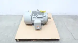SIEMENS 1LE23212CB112EA3 SD100 MOTOR 284TC 25HP 1775RPM 460V-AC 3PH