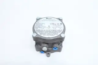 DWYER 1950-0-2F 114037-02 PRESSURE SWITCH 125/250/480V-AC 45IN-H2O 1/8IN 1/2IN