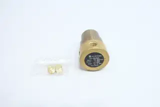 IMI NORGREN R16-200-R05A PNEUMATIC REGULATOR 400PSI 5PSI 1/4IN NPT