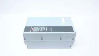 DANFOSS 131X7951 VLT DRIVE 2HP 380-480V-AC 0-1000HZ 0-480V-AC