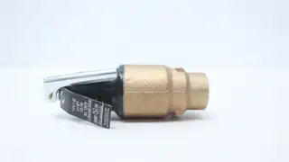 CASH ACME F-82 13570-0125 PRESSURE SAFETY RELIEF VALVE 125PSI 3/4IN NPT