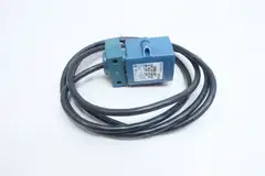 CUTLER HAMMER EATON 1350B-6511 10IN DIFFUSE PHOTOELECTRIC SENSOR 90-132V-AC