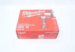 MILWAUKEE 2550-22 M12 RIVET TOOL KIT