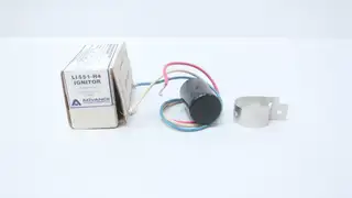 ADVANCE LI551-H4 REPLACEMENT BALLAST LAMP IGNITOR W/ CLAMP