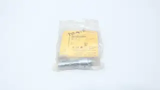TURCK 4372000 BI5-G18-AZ3X-B1331 PROXIMITY SENSOR 20-250V-AC 10-300V-DC