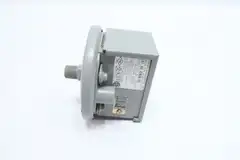 DWYER G1996-20 PRESSURE SWITCH 2-20IN-H2O 125/250/480V-AC 1/4IN