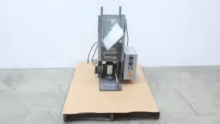 CARVER 3912 BENCH TOP HYDRAULIC LABORATORY PRESS 120V-AC 1PH 1.4KW