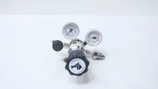 ADVANCED SPECIALTY GAS EQUIPMENT BSG2-125 GAS REGULATOR 3000PSI