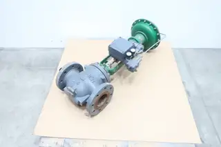 FISHER 657-8-U SIZE 40 PNEUMATIC STEEL FLANGED CONTROL VALVE 4IN 300
