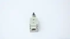 AZBIL 1LS-J550SEC LIMIT SWITCH 30V-DC 125V-AC