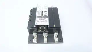 GENERAL ELECTRIC CR160MC8182A MECHANICALLY HELD LIGHTING CONTACTOR 265-277V-AC