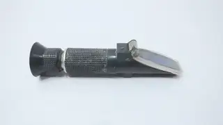 EXTECH RF15 PORTABLE REFRACTOMETER 0-32 PERCENT BRIX