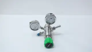 SWAGELOK KCY 1FRK422A20000 CAPTL-03060-24 GAS REGULATOR