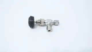 HOKE D3722G4Y STAINLESS MANUAL NEEDLE VALVE