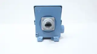 UNITED ELECTRIC H403-361 PRESSURE SWITCH 480V-AC 0-300PSI 1/4IN NPT