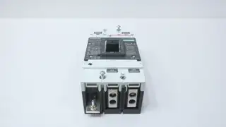 SIEMENS NJG3F400 MOLDED CASE CIRCUIT BREAKER 400A AMP 600V-AC 3P