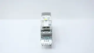 ABB ACS355-03U-05A6-4 AC VFD DRIVE 400/480V-AC 3HP 0-400/480V-AC 0-599HZ