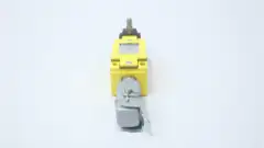 HONEYWELL 11ZS1-N4 LIMIT SWITCH 60V-AC