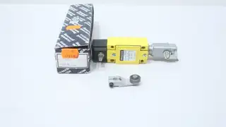HONEYWELL 11ZS1-N4 LIMIT SWITCH 60V-AC
