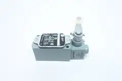 ALLEN BRADLEY 802T-ALW5 LIMIT SWITCH W/ ROLLER ARM 24-600V-AC