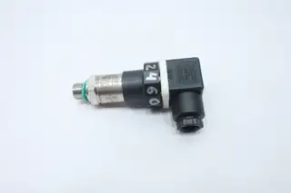 JUMO 401002/000 MIDAS C08 PRESSURE SWITCH 8-30V-DC 1/4IN 0-16BAR