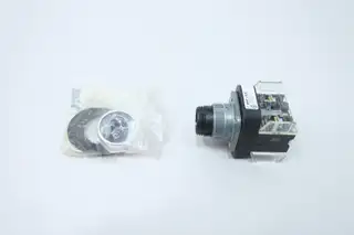 ALLEN BRADLEY 800T-FXA5 PUSH-PULL BUTTON