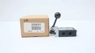 ARO E252LM-G MANUALLY OPERATED DIRECTIONAL AIR CONTROL VALVE 1/4IN NPT