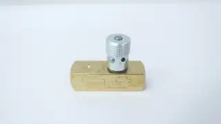 PARKER F400B-11BN HYDRAULIC FLOW CONTROL VALVE 2000PSI 1/4IN NPT