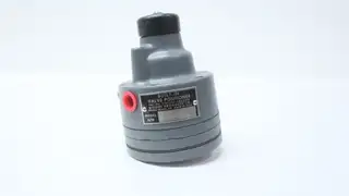 MOORE 73N12F BUILT-IN PNEUMATIC VALVE POSITIONER
